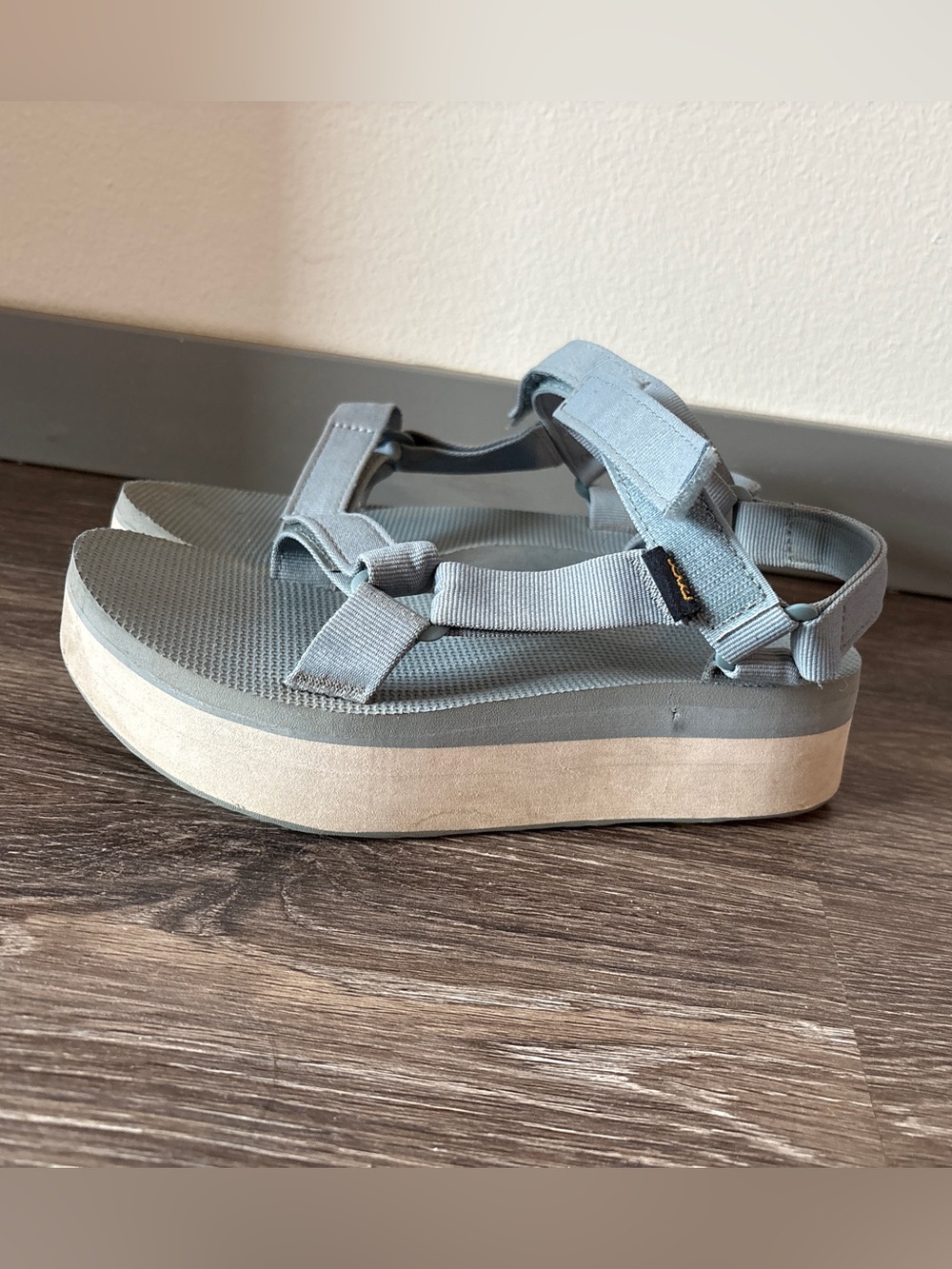 Platform tevas
